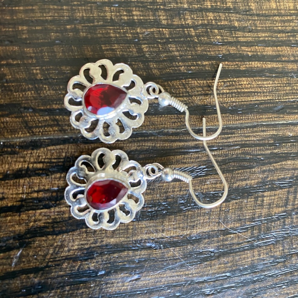 Ruby earrings - Picture 3 of 6